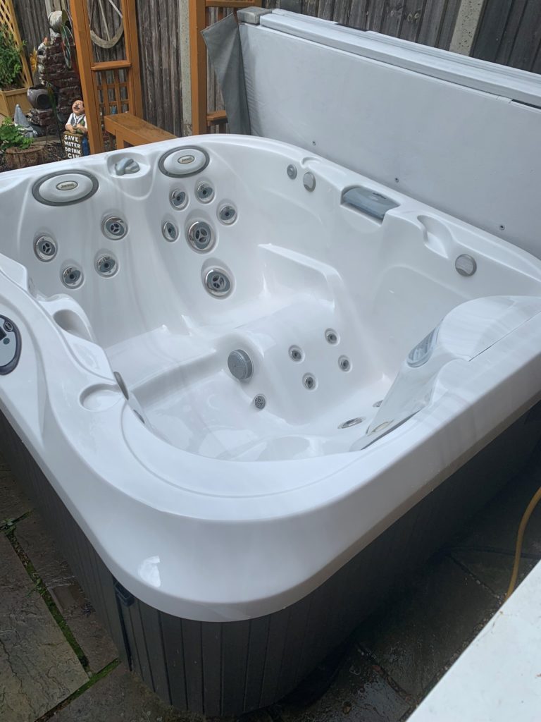 jacuzzi 3