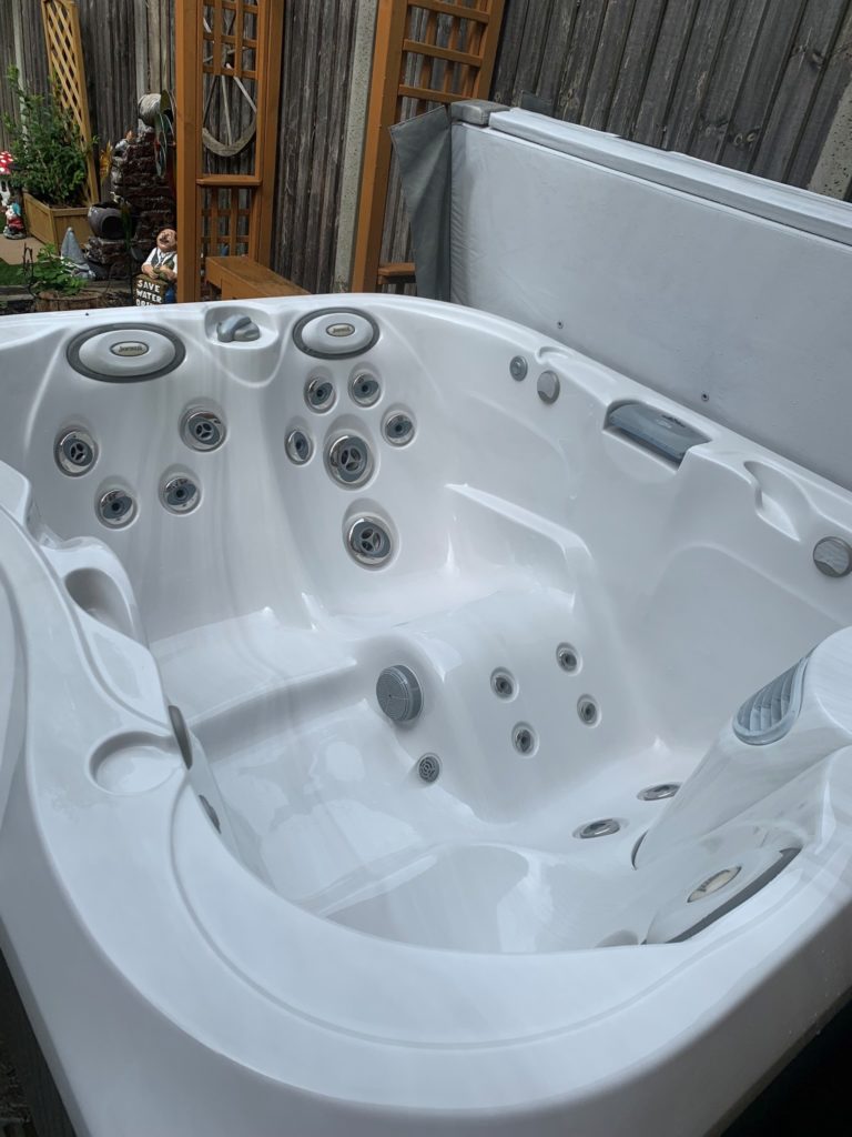 jacuzzi 4